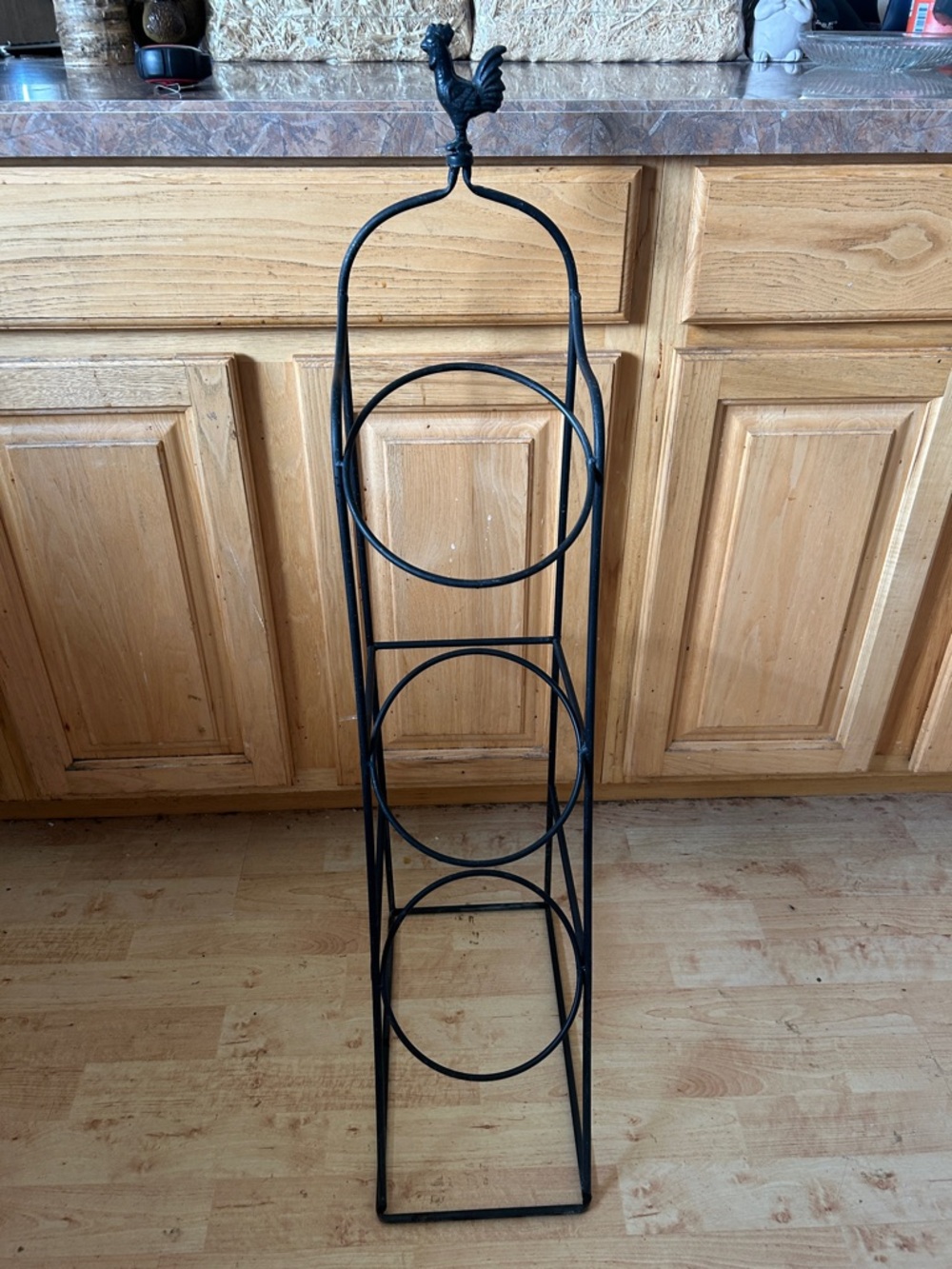 Outdoor Rooster Inspired Lightweight Black Three Tired Plant Stand